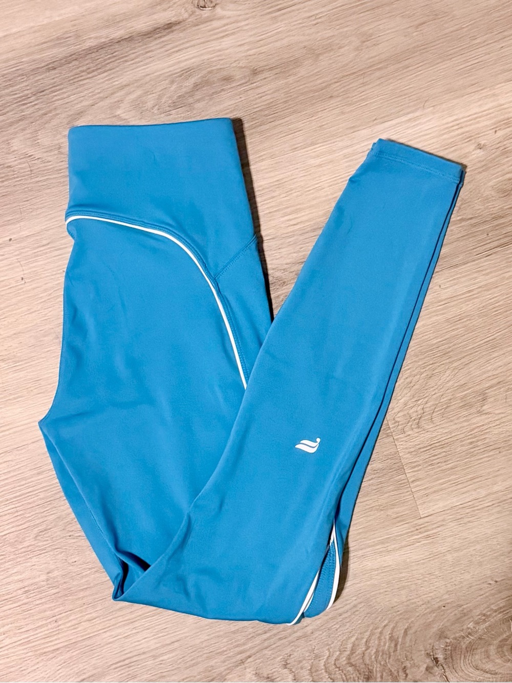 NWOT Fabletics Motion365 High-Rise Leggings — Blue, Fall Activewear, Size Small